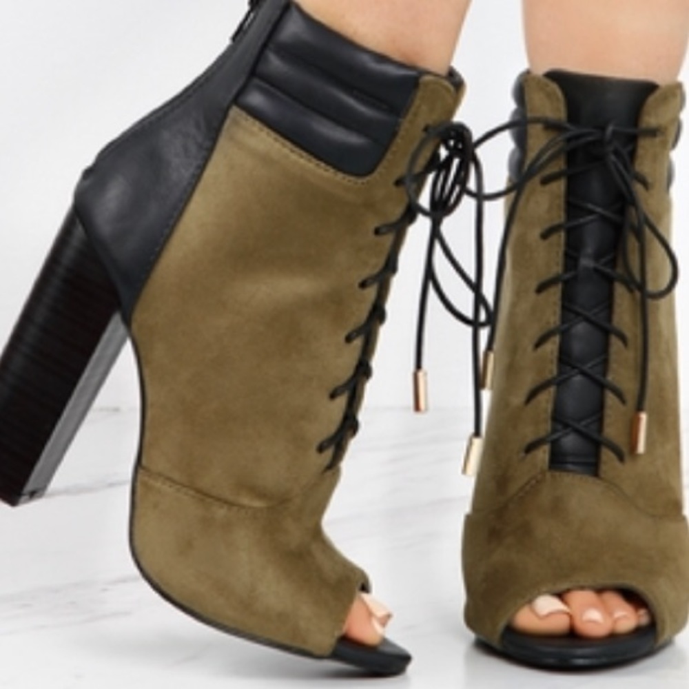 Never worn heels